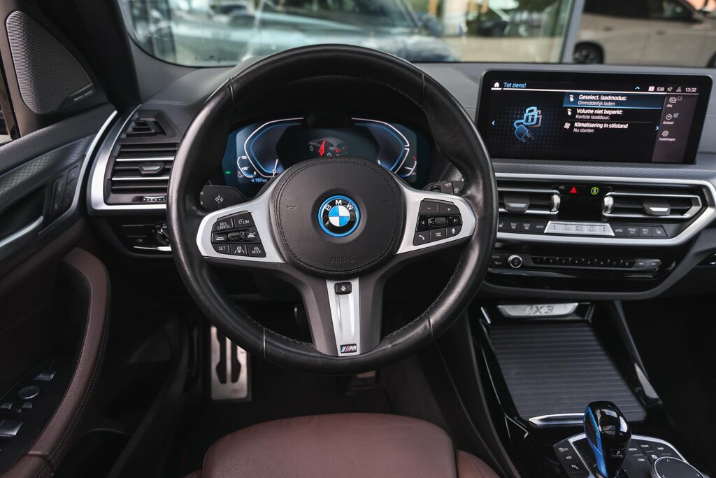 BMW iX3 3
