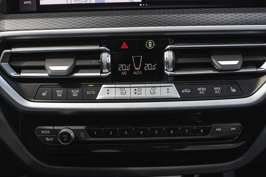 BMW iX3 20