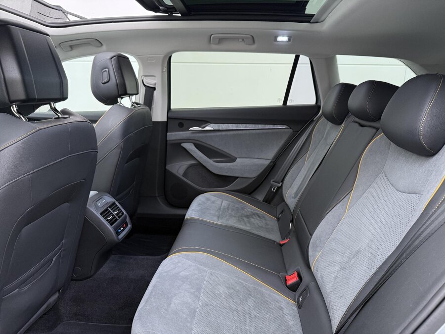 Škoda Superb Combi 1.5 TSI PHEV Edition