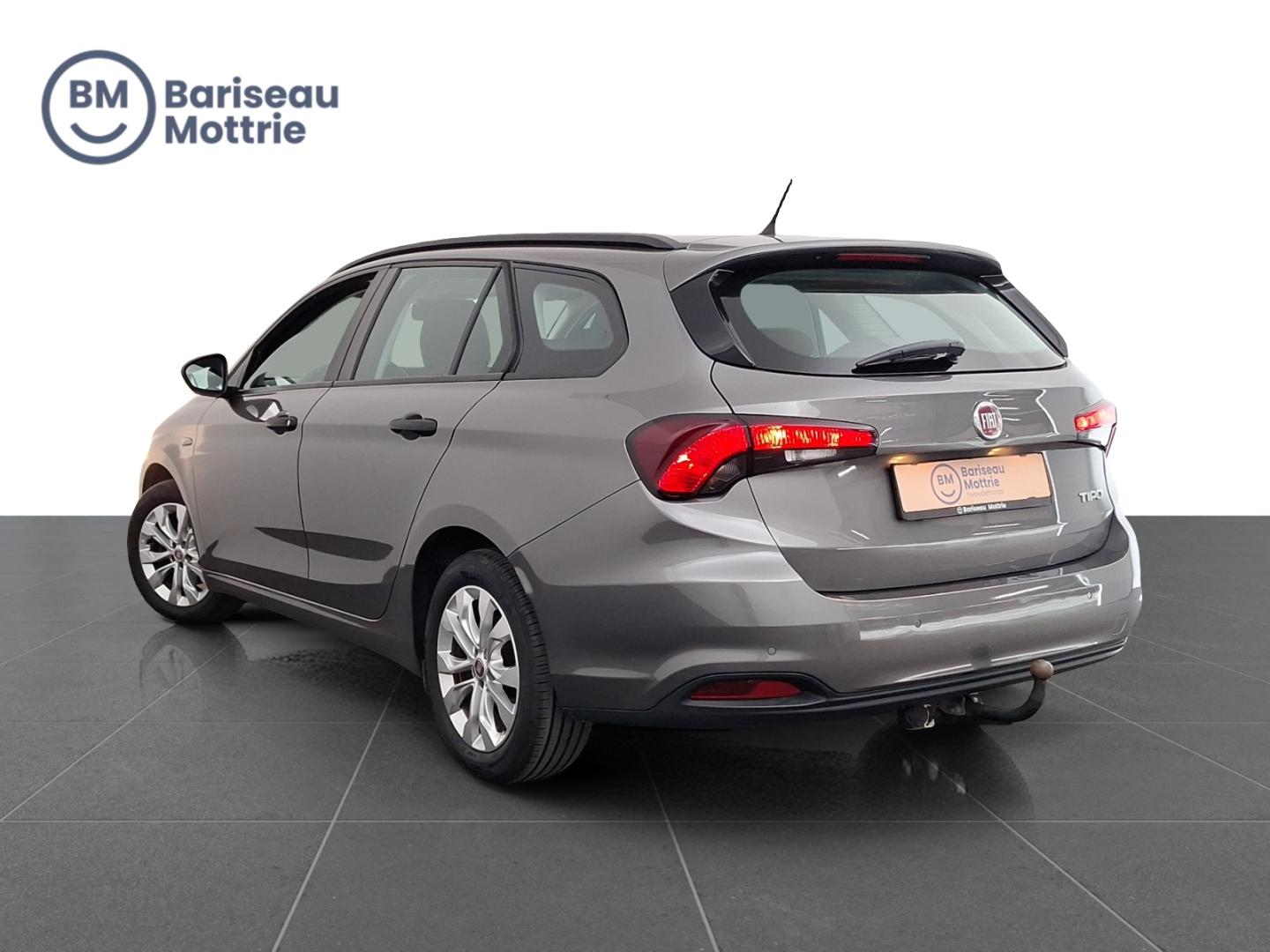 Fiat Tipo BREAK *TREKHAAK*ZETELVERWARMING*RADIO*KLIMAATREGELING*CRUISE CONTROL*SENSOREN ACHTER* - Image 4