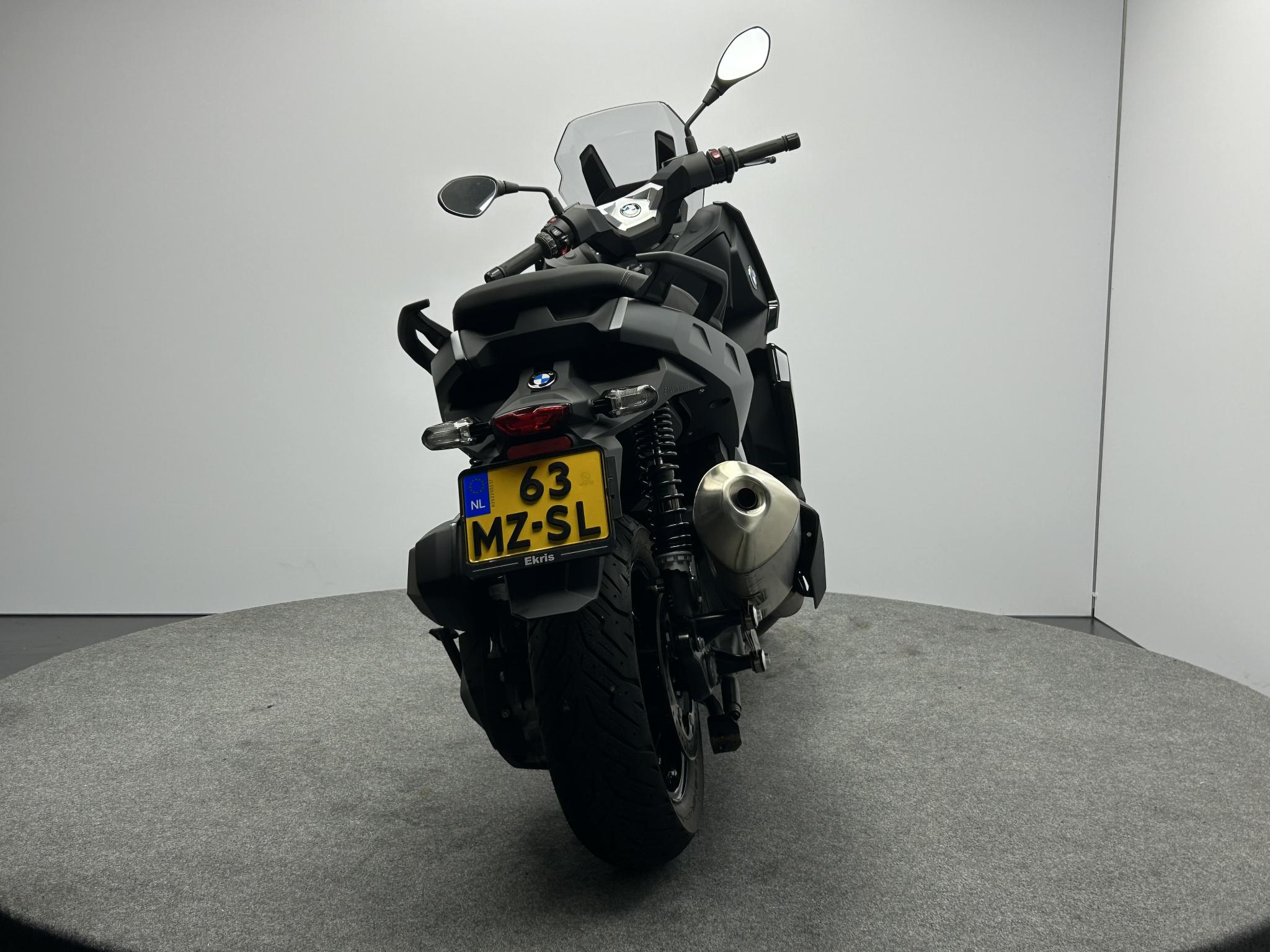 BMW C 400 X Triple Black - Afbeelding 3