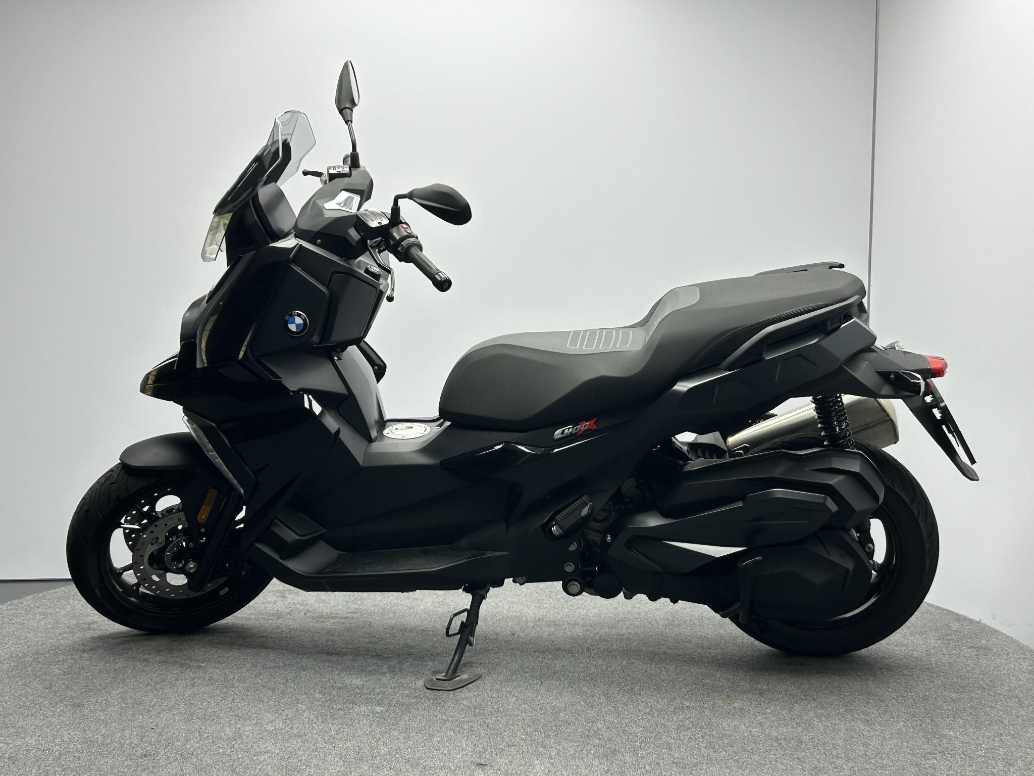 BMW C 400 X Triple Black - Afbeelding 5