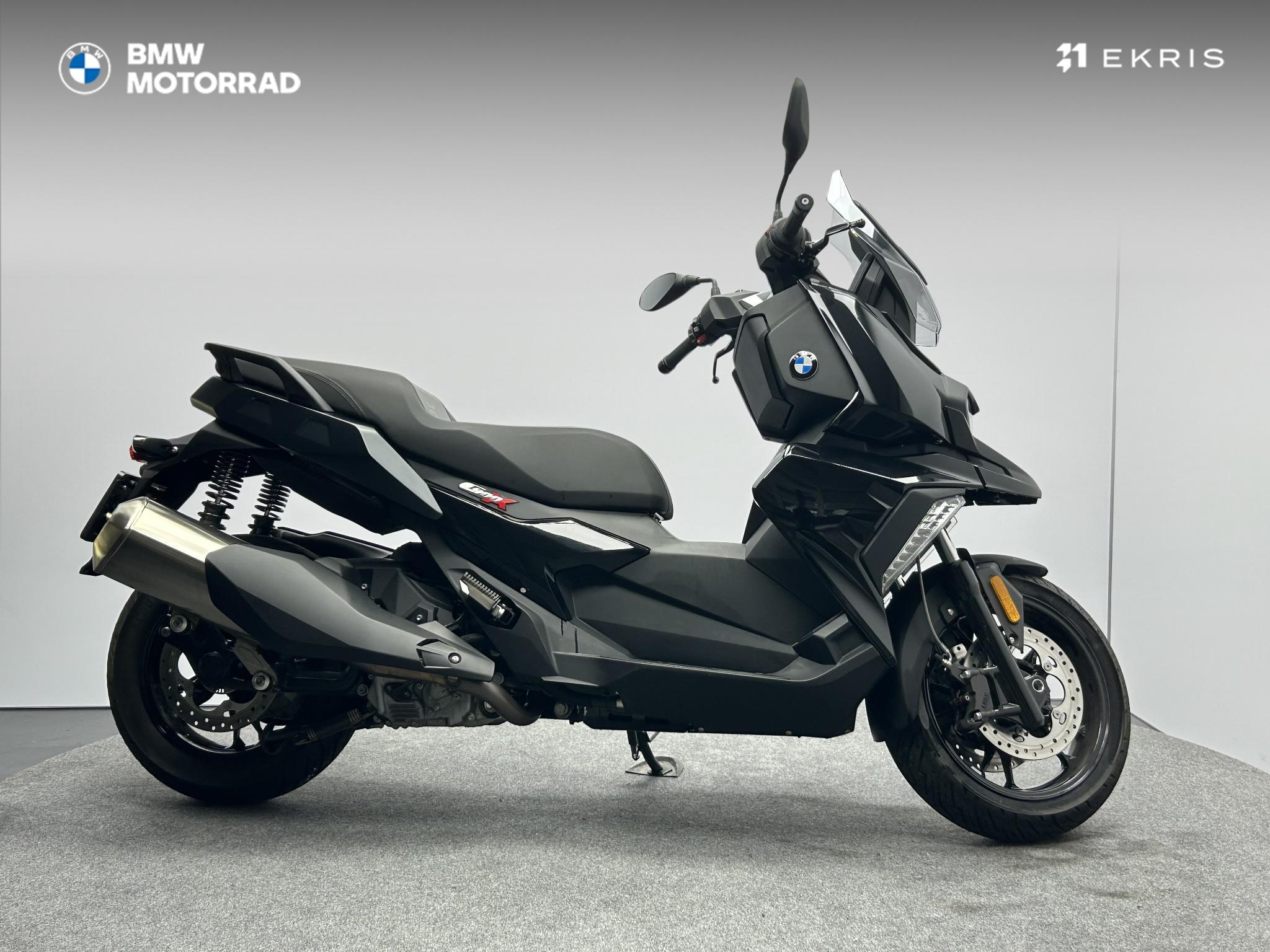 BMW C 400 X Triple Black - Afbeelding 1