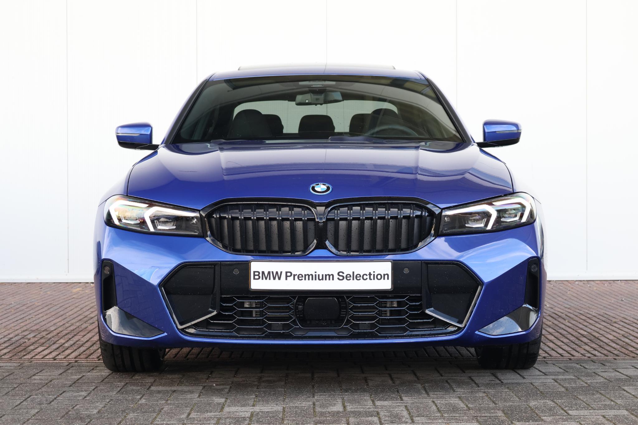 BMW 3-serie 330e - Afbeelding 2