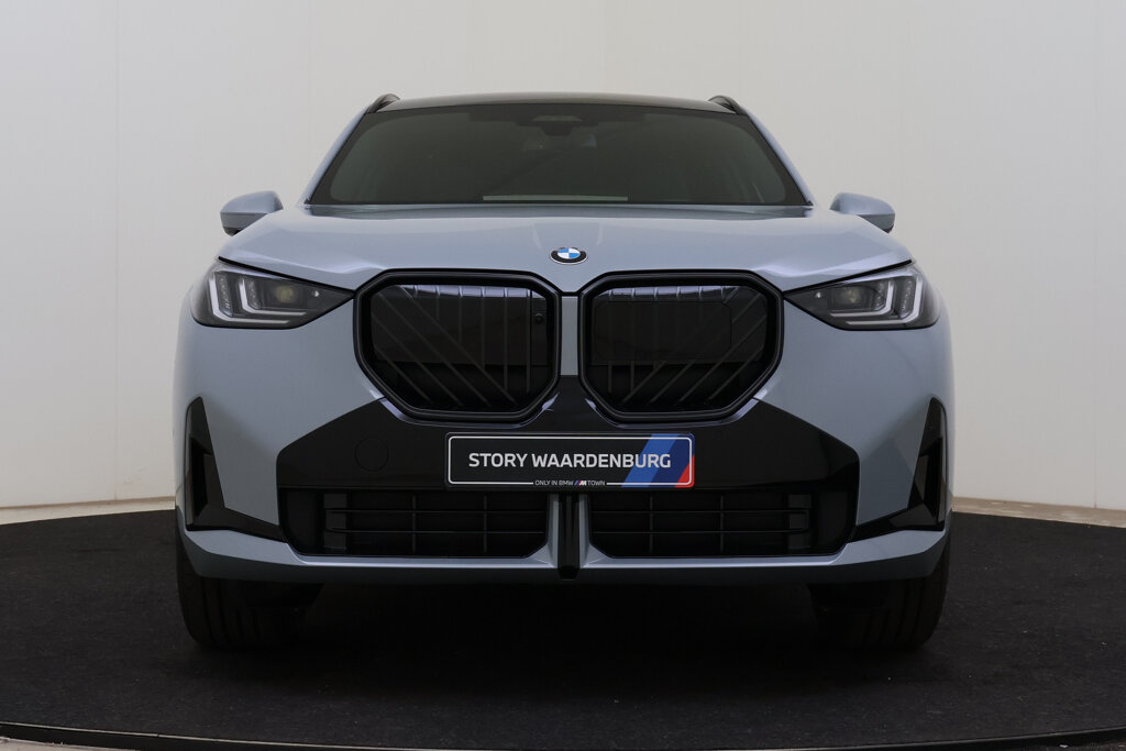 BMW X3 4