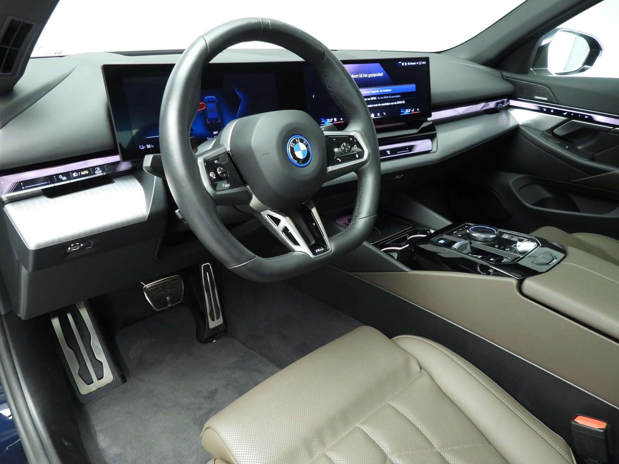 BMW i5