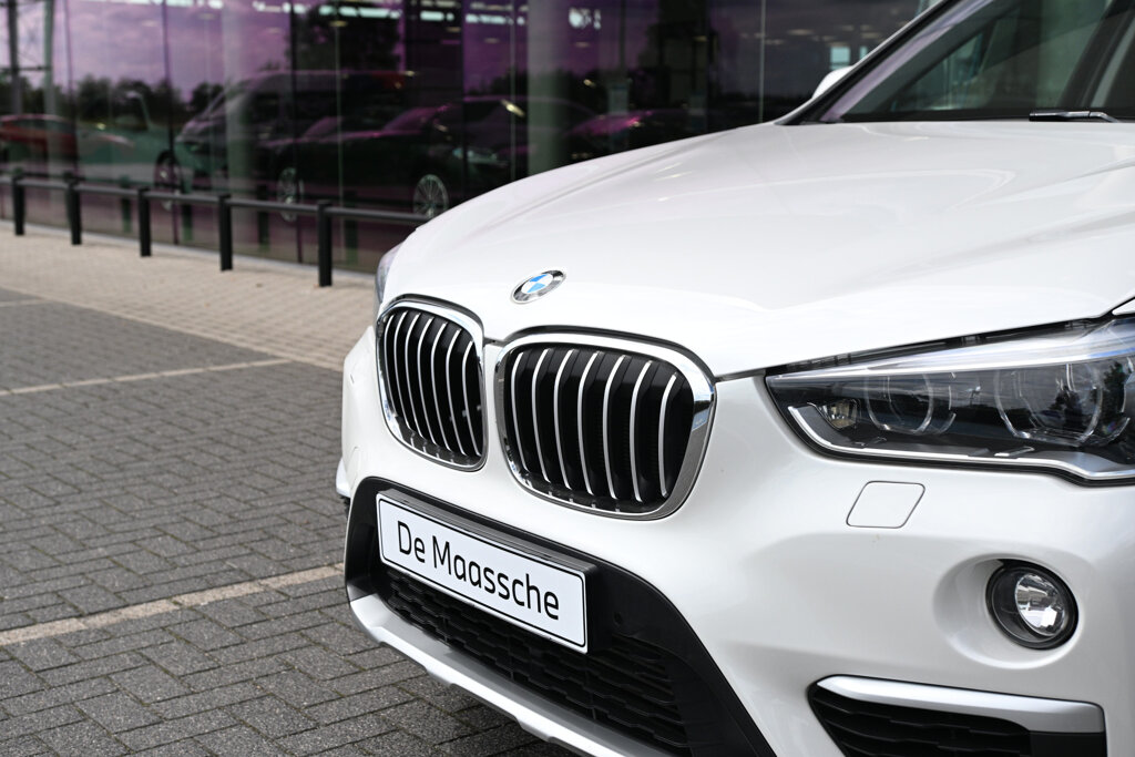 BMW X1 12
