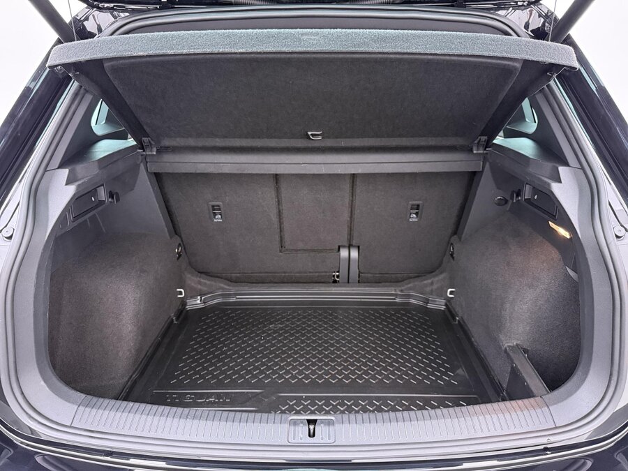 Volkswagen Tiguan 1.5 TSI R-Line Business+