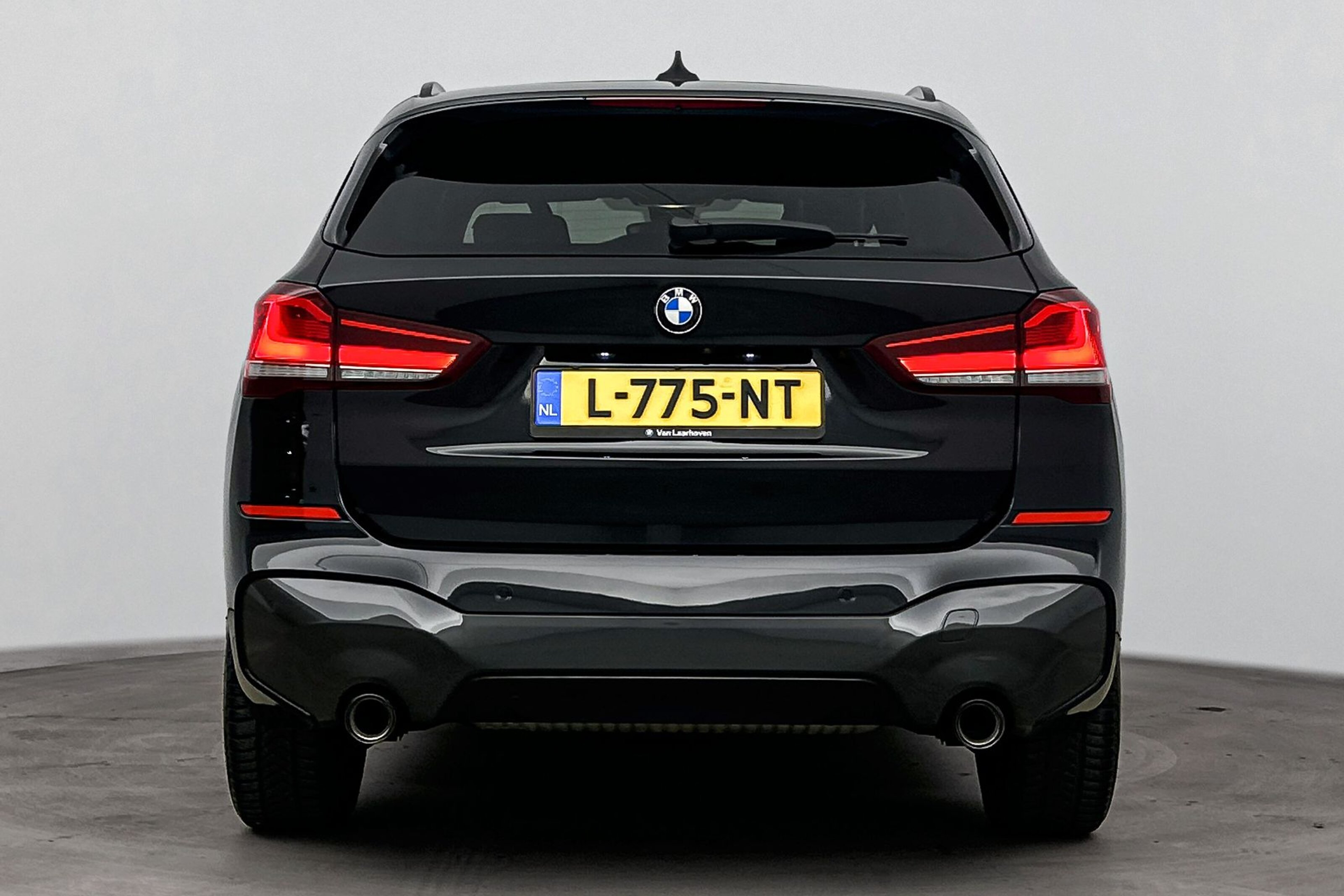 BMW X1 sDrive20i High Executive M Sport Automaat