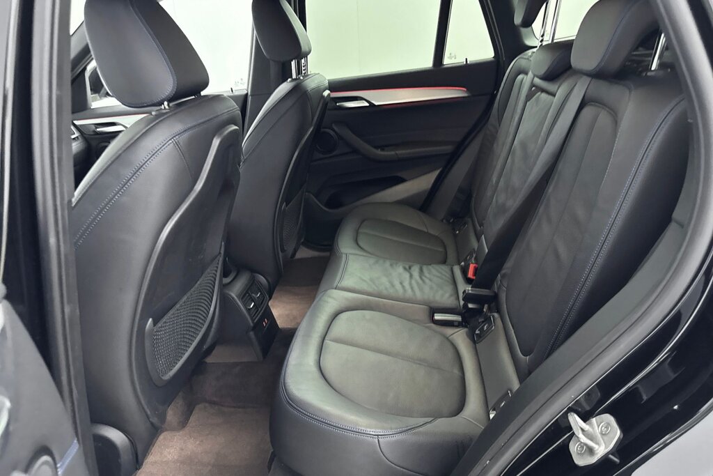 BMW X1 23