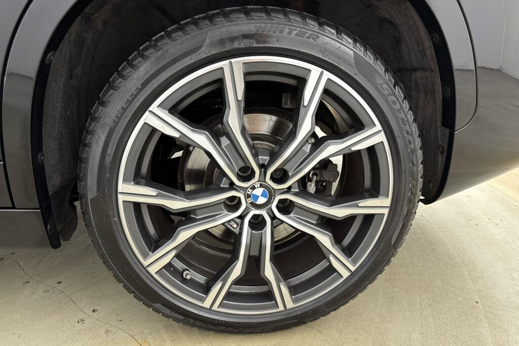 BMW X1 24