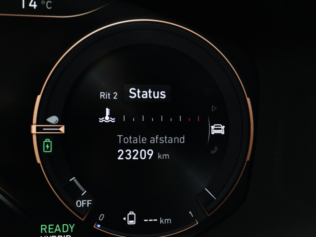 Lynk & Co 01 1.5 PHEV 261 PK | 360 graden camera | Panoramadak | Navigatie - Afbeelding 5