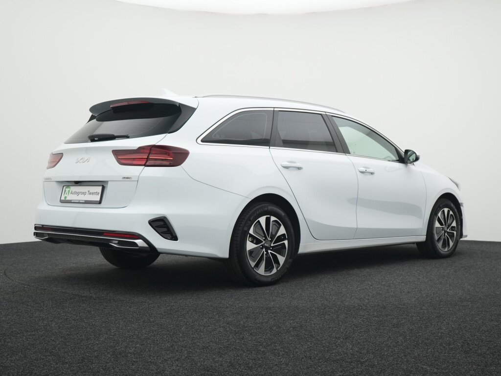 Kia Ceed Sportswagon 1.6 GDi PHEV DynamicLine | Camera | Carplay navigatie | Cruise control - Afbeelding 2