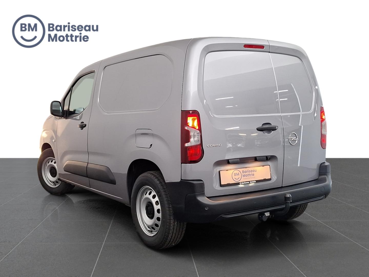 Opel Combo 3-ZIT LCV *TREKHAAK*HOUTINLEG*CAMERA ACHTER EN SENSOREN*DAB*GPS*CARPLAY*AIRCO* - Image 4
