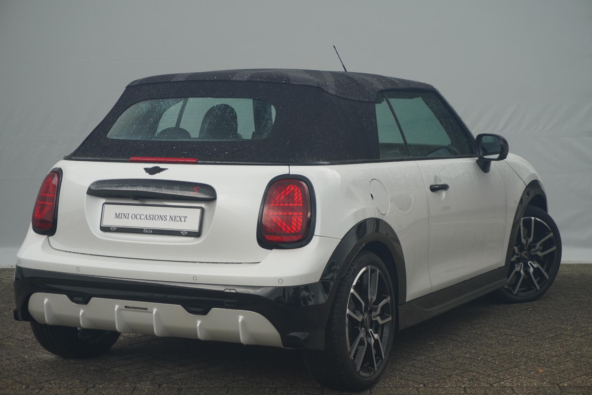 MINI Cabrio Cooper S - Afbeelding 3