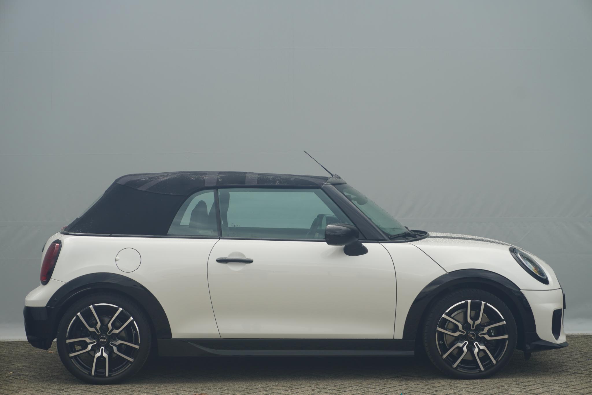 MINI Cabrio