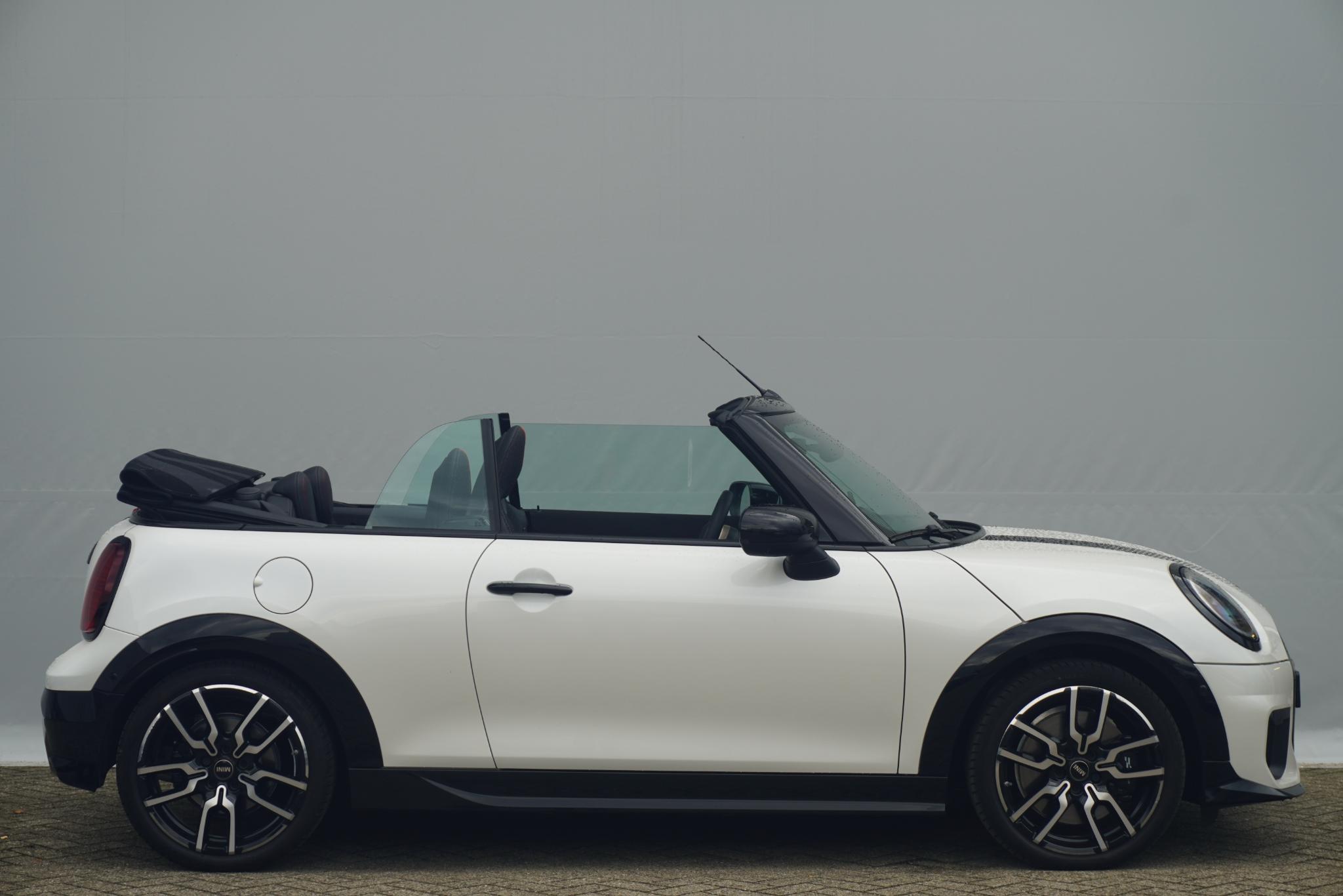 MINI Cabrio