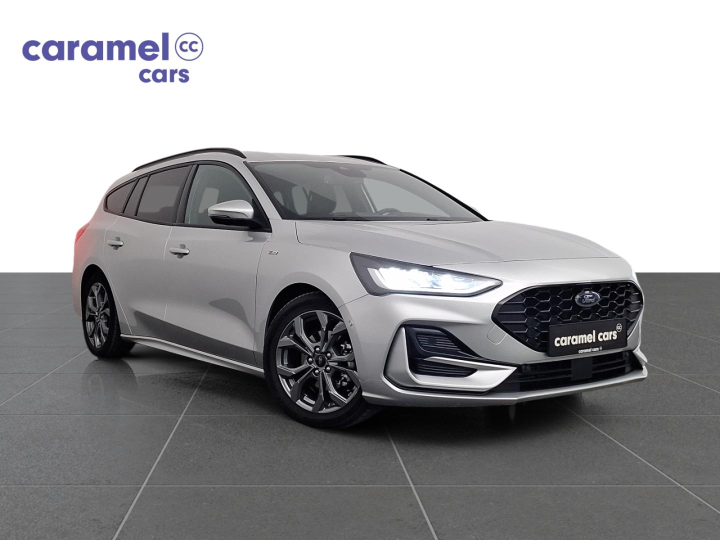 Ford Focus ST-LINE BREAK AUTOMAAT *CARPLAY*CAMERA SENSOREN*ZETELVERWARMING*DAB*GPS*