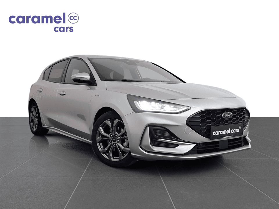 Ford Focus ST-LINE AUTOMAAT *CARPLAY*CAMERA SENSOREN*ZETELVERWARMING*DAB*GPS* - Afbeelding 1