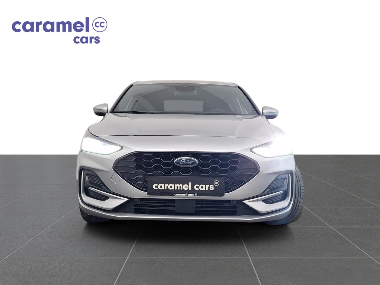 Ford Focus ST-LINE AUTOMAAT *CARPLAY*CAMERA SENSOREN*ZETELVERWARMING*DAB*GPS* - Afbeelding 2