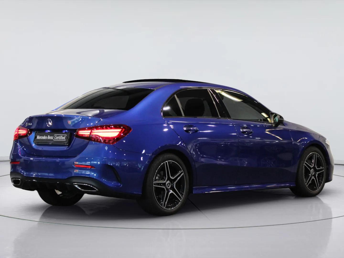 Mercedes-Benz A-Klasse Limousine 180 Star Edition AMG Line - Afbeelding 2