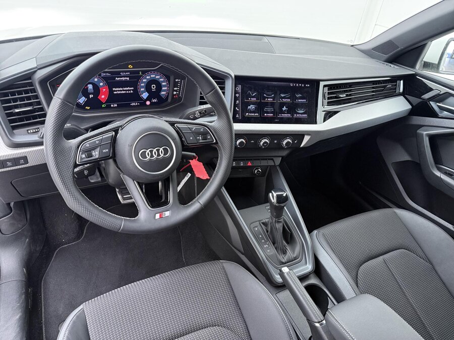 Audi A1 Sportback 25 TFSI S-line