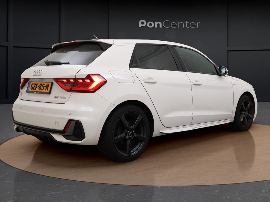 Audi A1 Sportback 25 TFSI S-line
