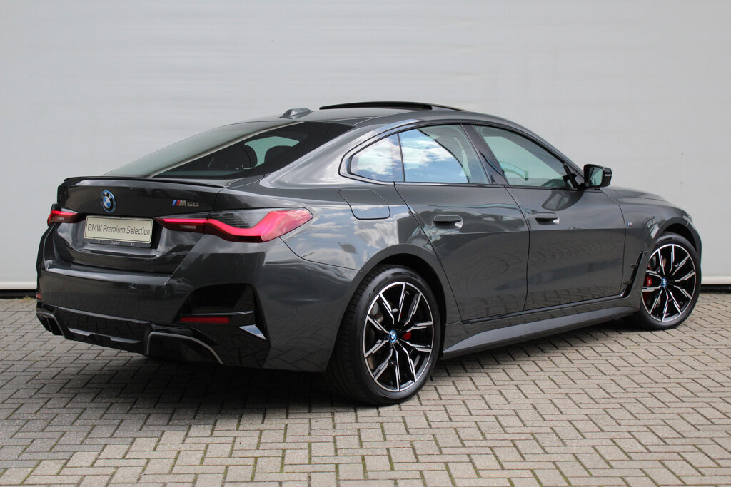 BMW i4 4