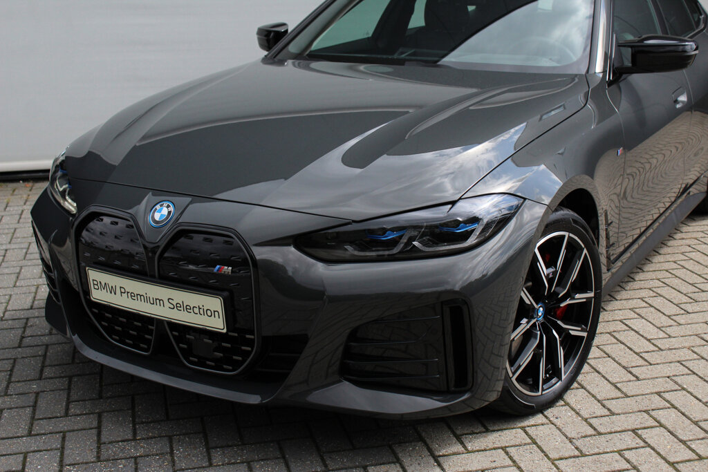 BMW i4 7