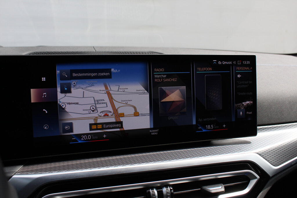 BMW i4 23