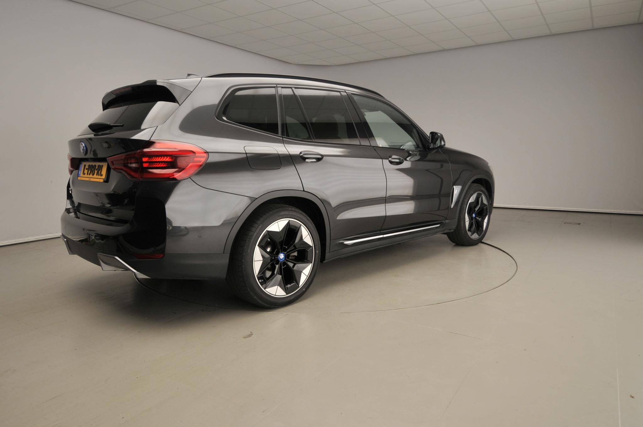 BMW iX3 High Executive - Afbeelding 2