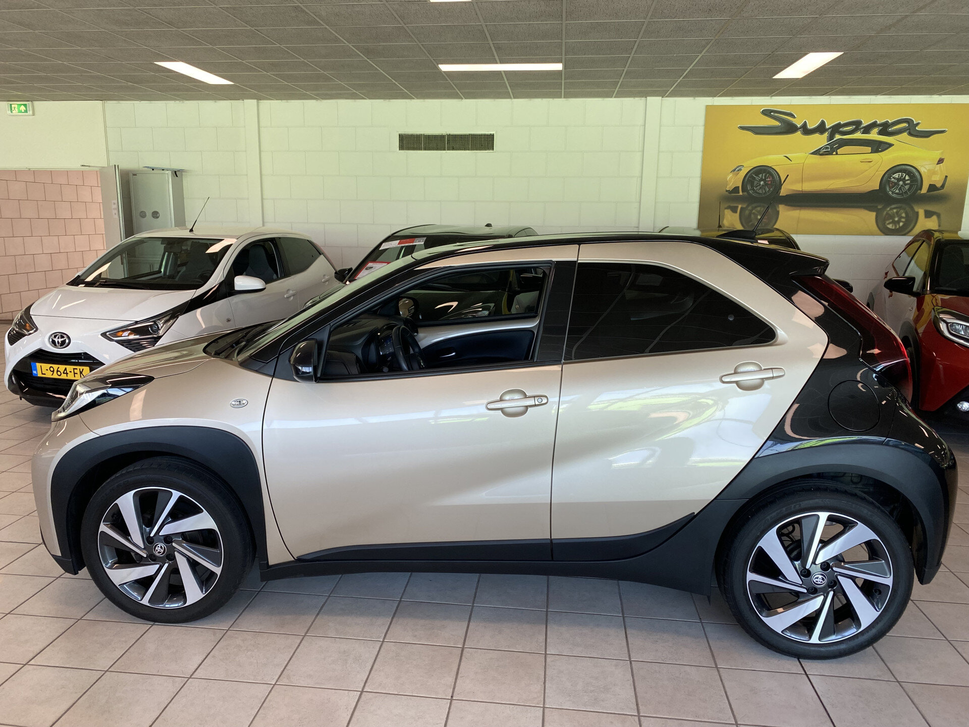 Toyota Aygo X 1.0 VVT-i MT Envy - Afbeelding 3