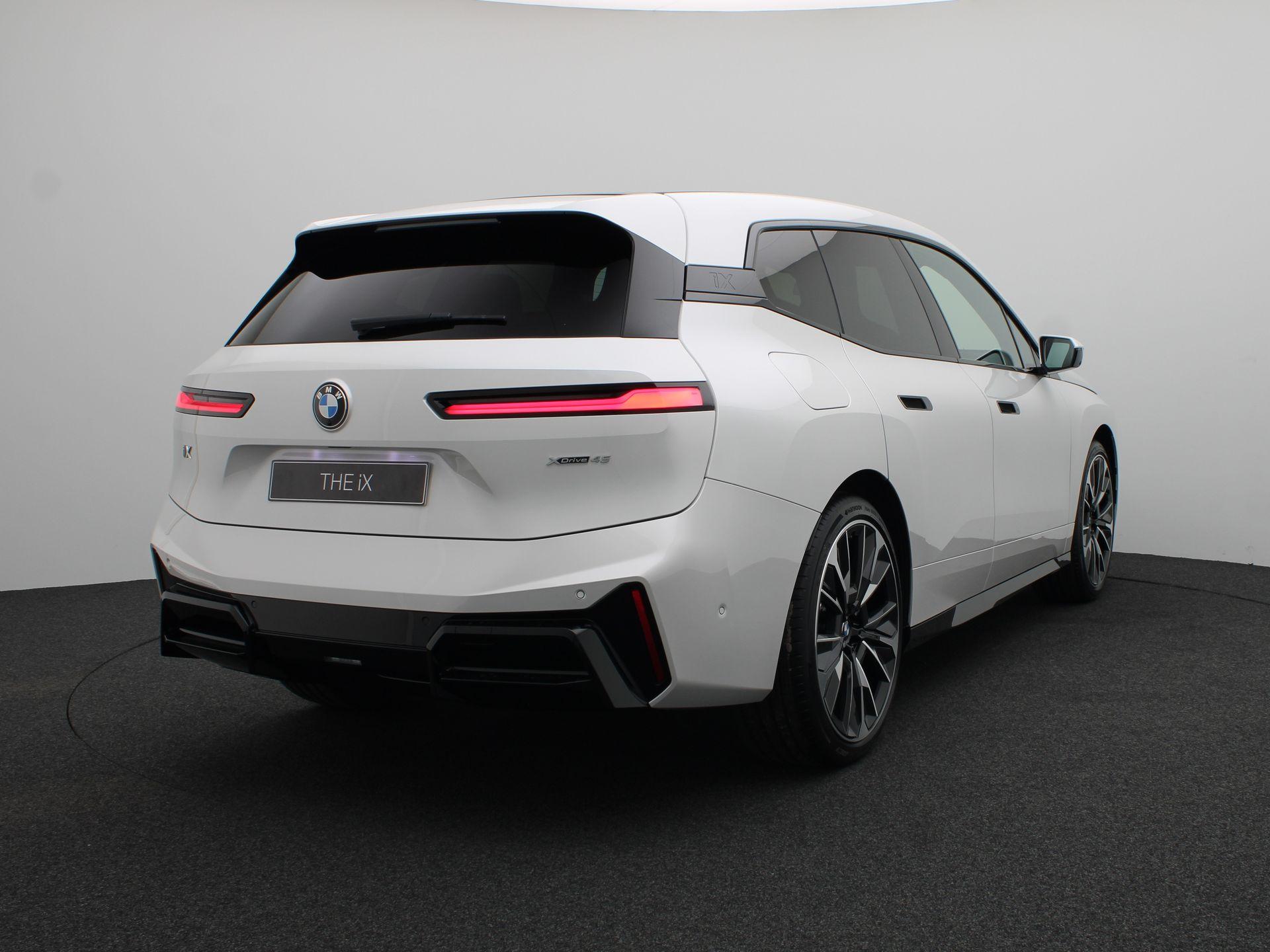 BMW iX xDrive45 - Afbeelding 2