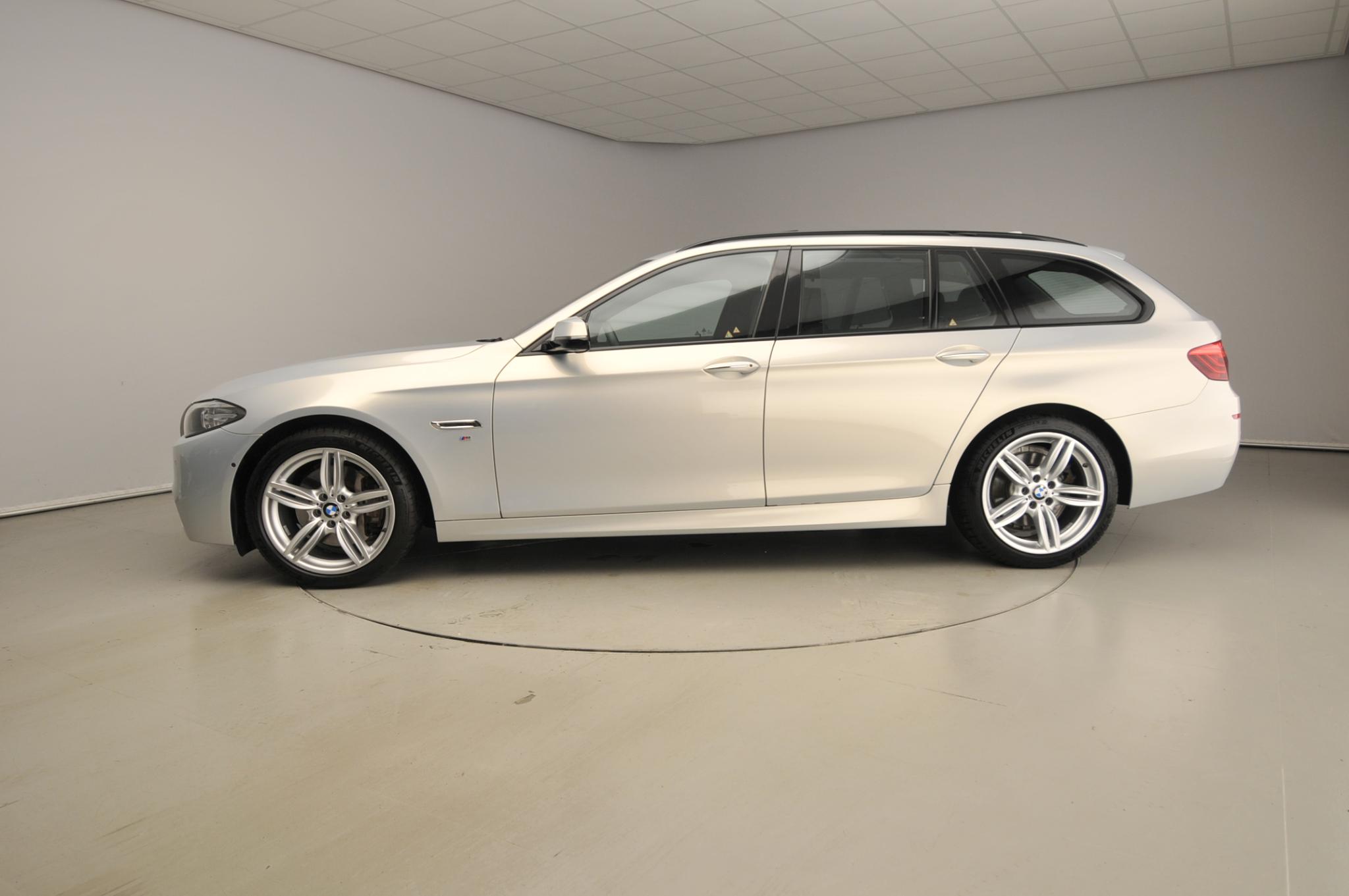 BMW 5 Serie Touring 528i - Afbeelding 2