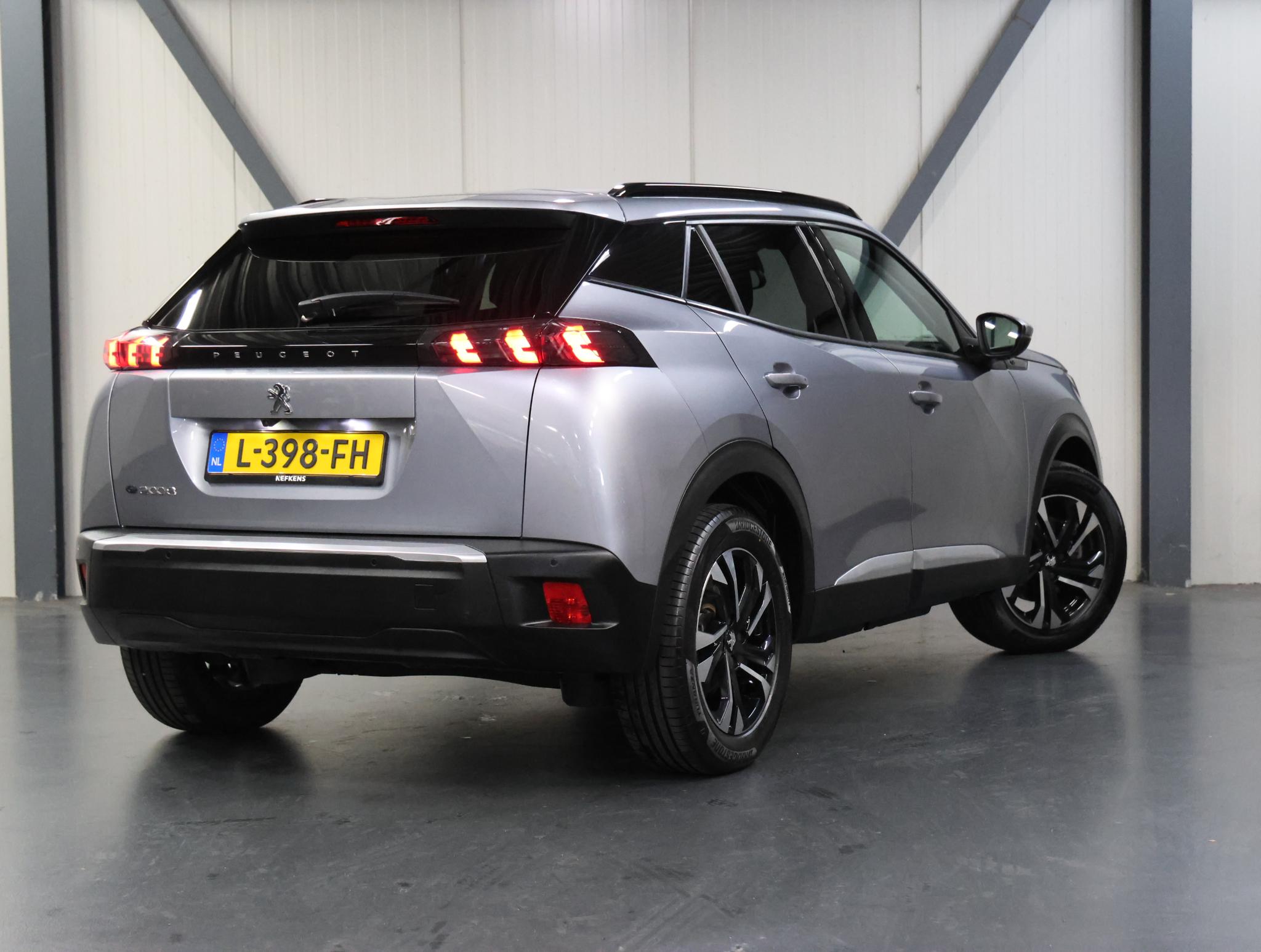 Peugeot e-2008 EV Blue Lease Allure 50 kWh 136PK - Afbeelding 3
