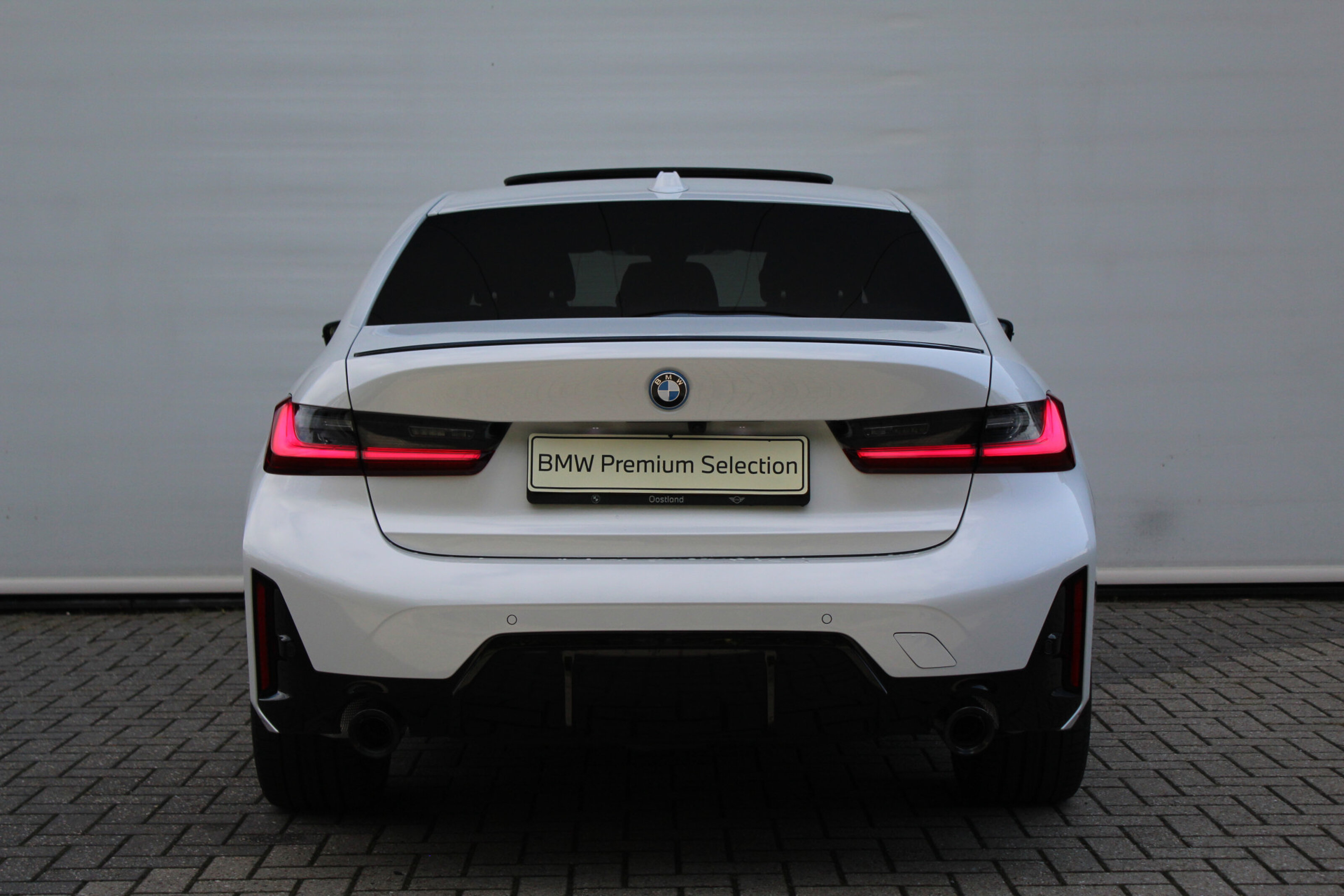 BMW 3 Serie 330e M Sport Automaat