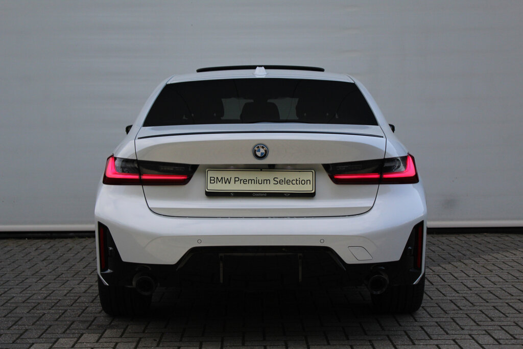 BMW 3 Serie 4