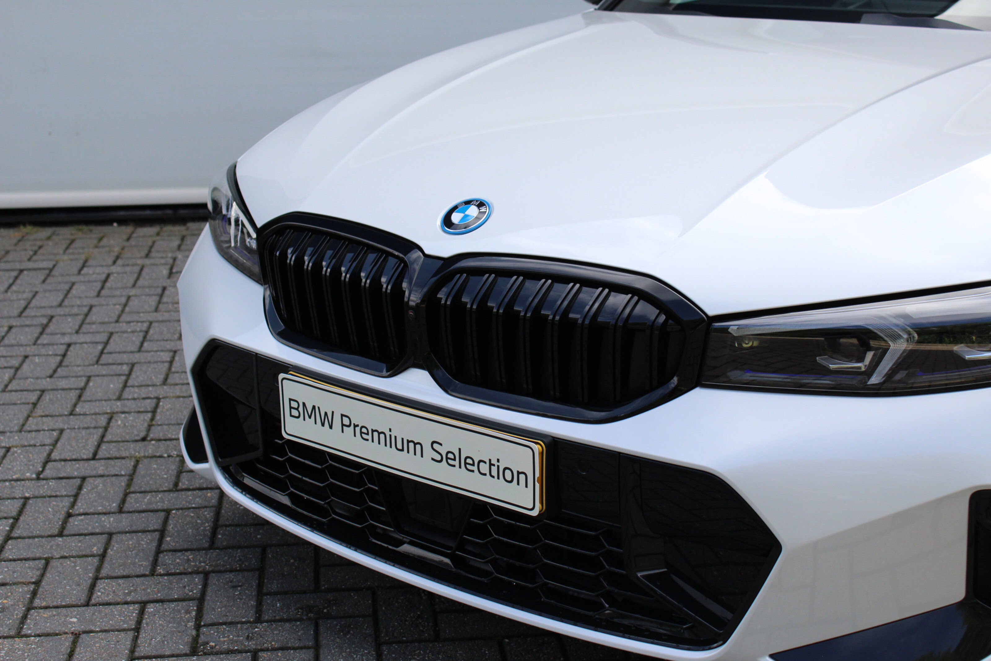 BMW 3 Serie 8