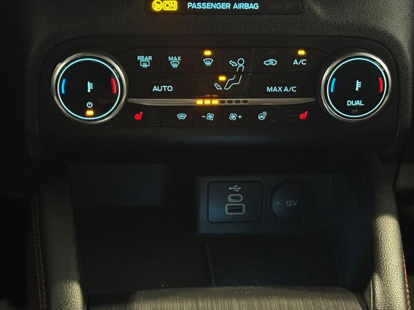 Dual Zone Automatische Airconditioning