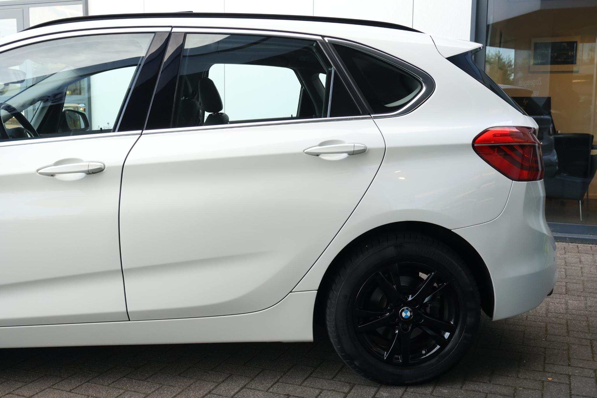 BMW 2 Serie Active Tourer 220i High Executive - Afbeelding 5