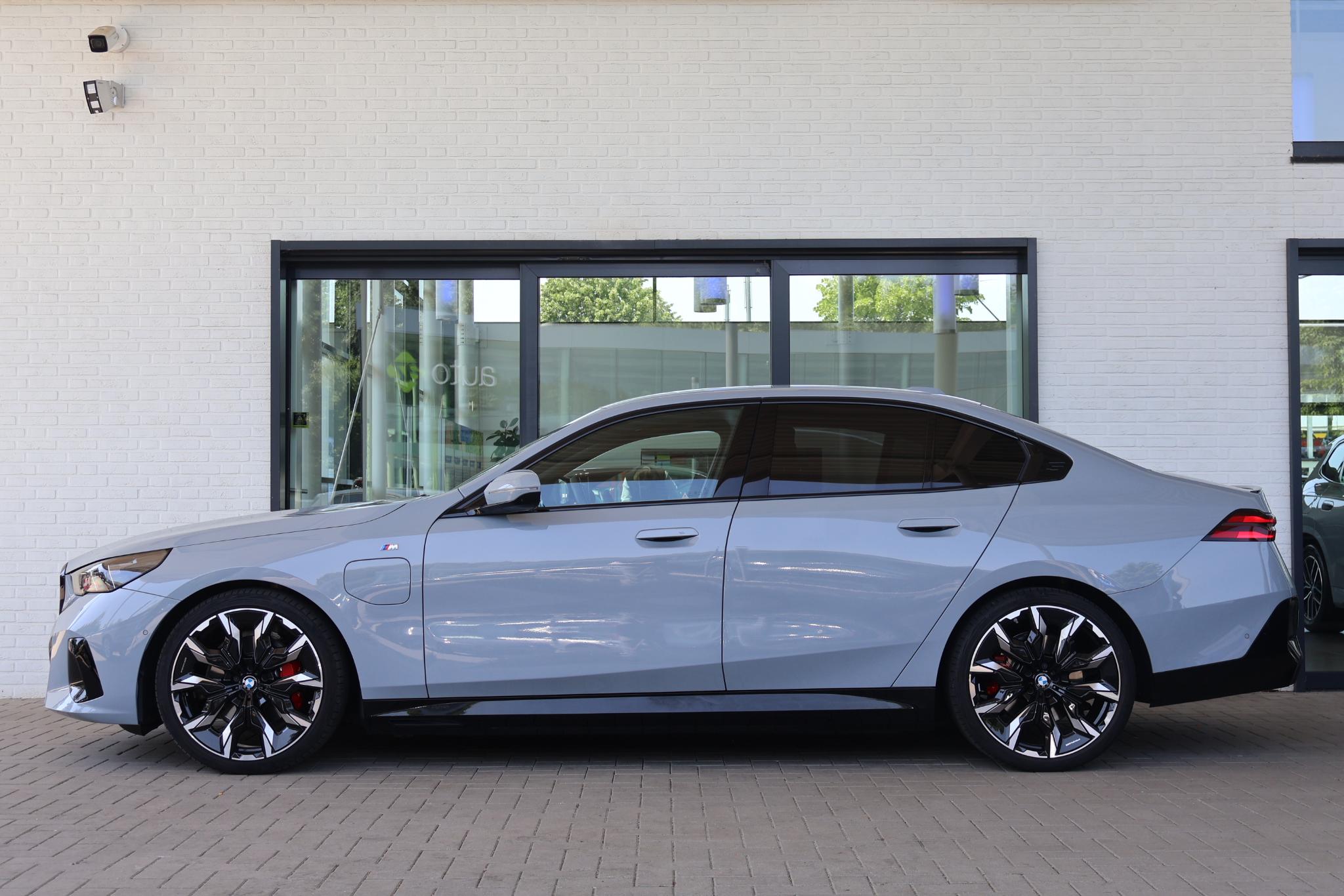 BMW 5-serie 530e M Sport Edition - Afbeelding 5
