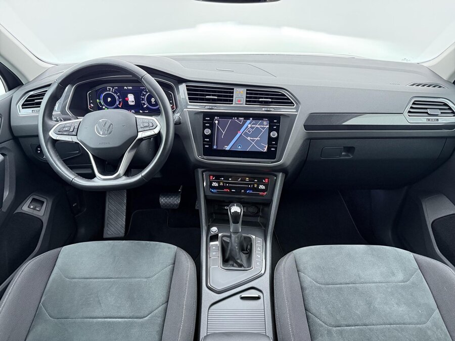 Volkswagen Tiguan 1.4 TSI eHybrid Elegance