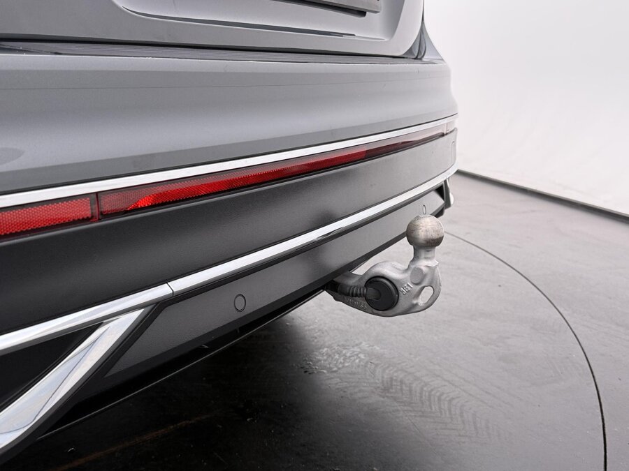 Volkswagen Tiguan 1.4 TSI eHybrid Elegance