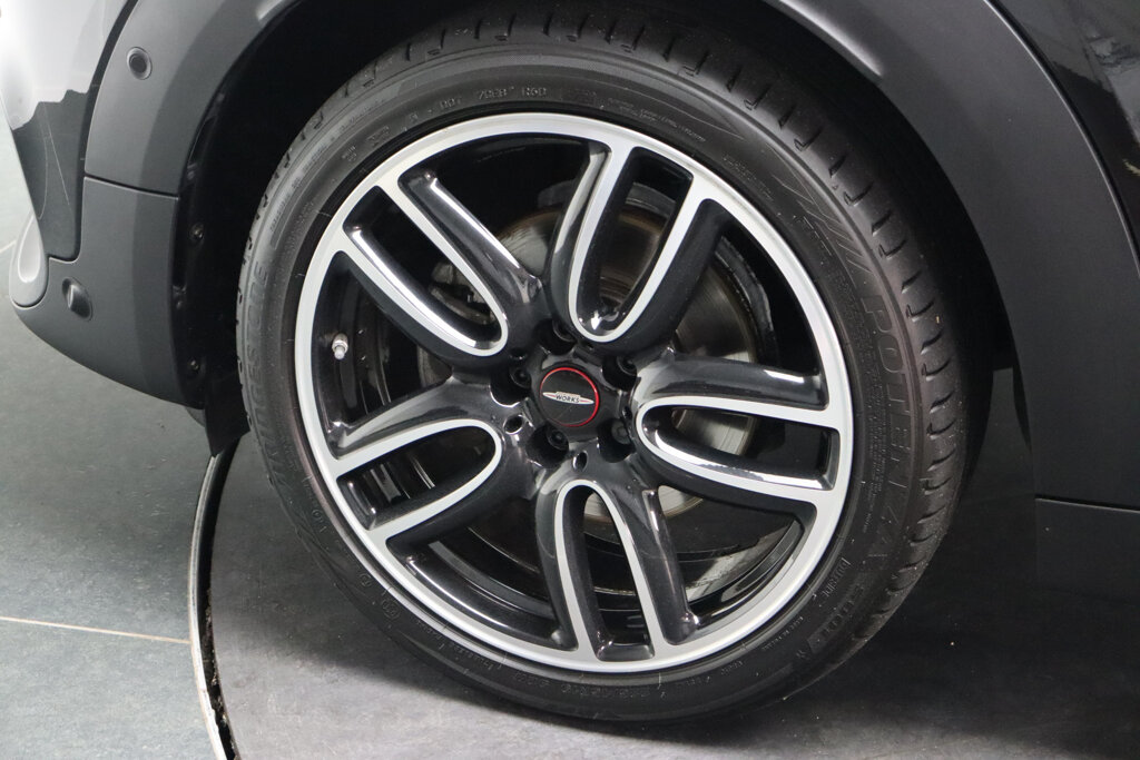 MINI Countryman 6
