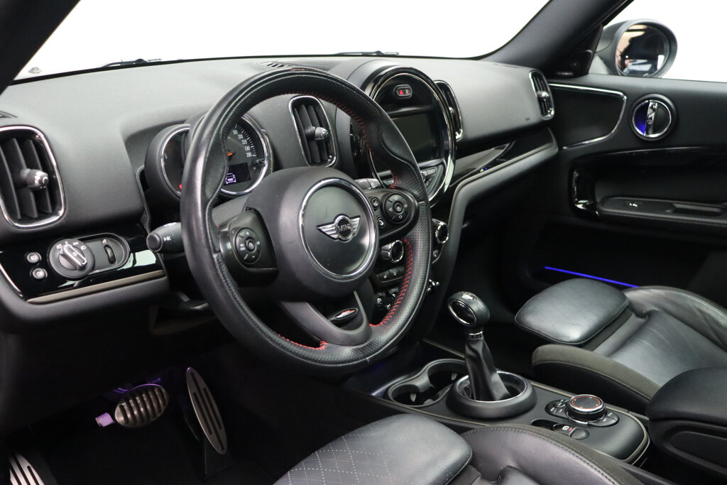 MINI Countryman 7