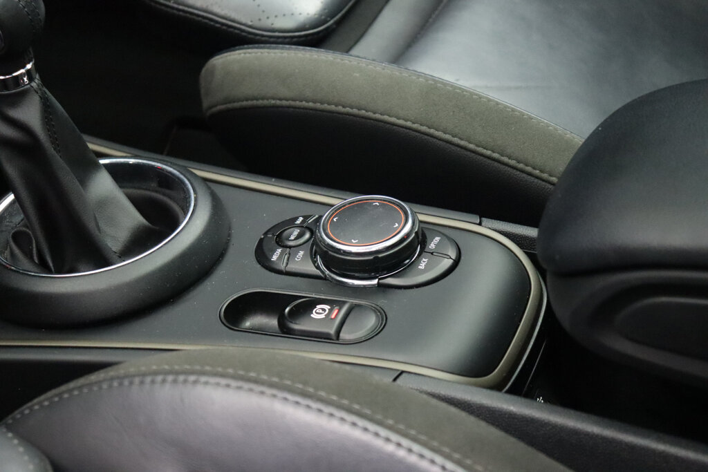 MINI Countryman 9