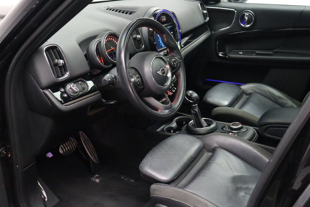 MINI Countryman 18