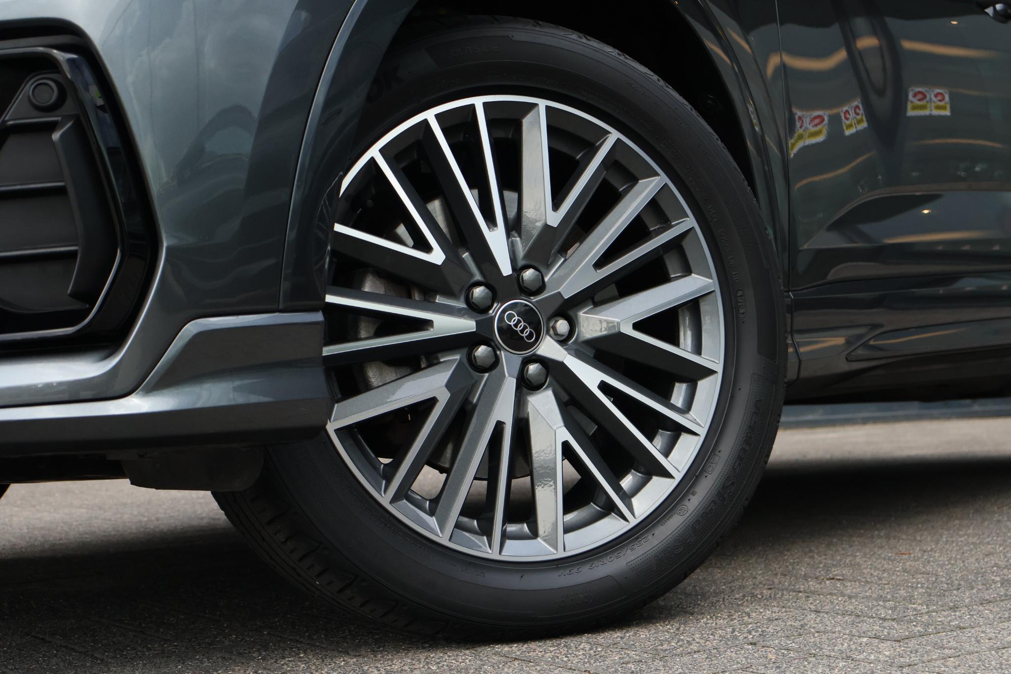 Audi Q3 Sportback 45 TFSI e S Edition - Afbeelding 4