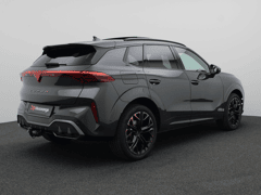 CUPRA Terramar 1.5 TSI e-Hybrid VZ Performance 272PK DSG Leder, Pano-Schuifdak, Trekhaak, 20" LM Velgen, Matrix-LED Verlichting, Head-Up Display, 360gr. Camera, Sennheiser Audio, Leder, Keyless, Side Assist - Bild 4