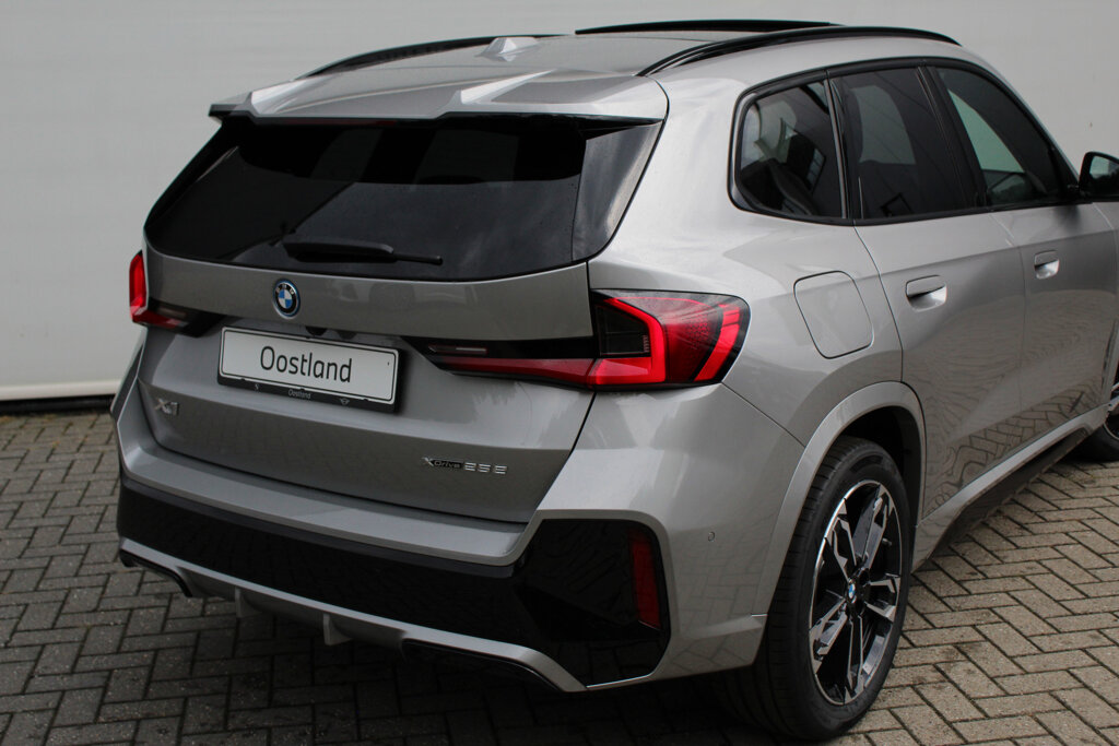 BMW X1 12